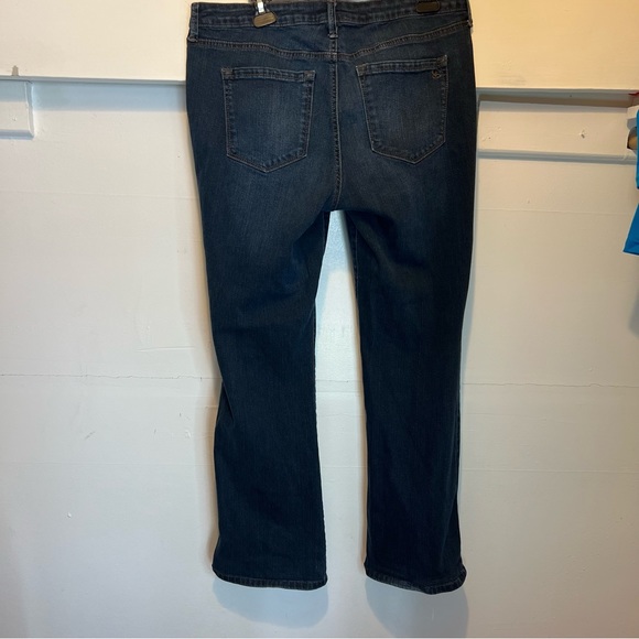 Jessica Simpson rockin curvy mid rise boot cut jeans - Picture 2 of 11